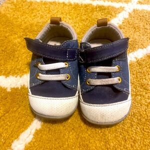 See Kai Run Stevie (First Walkers) size 4.5